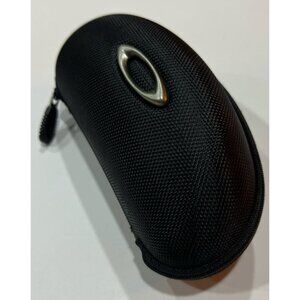 Oakley Sport Soft Vault Sunglass Case.